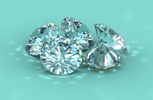 MarketinLife-luxury-sector-diamonds